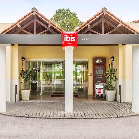 Hotel ibis Setúbal Buitenkant foto